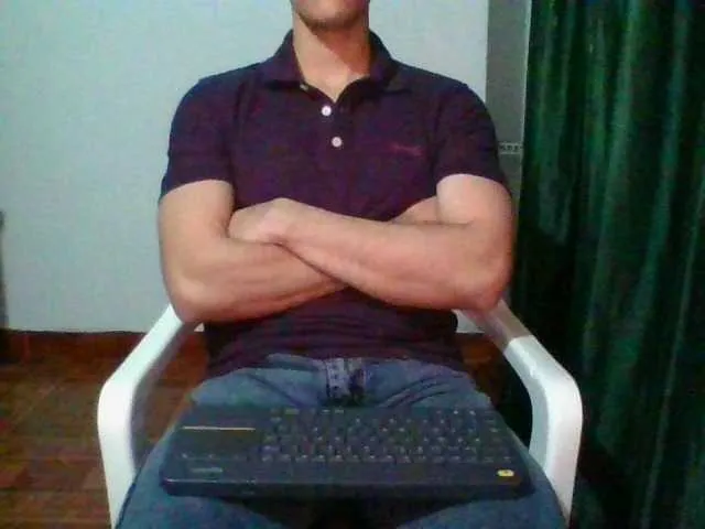 Live sex webcam photo for hotguy13 #273536422