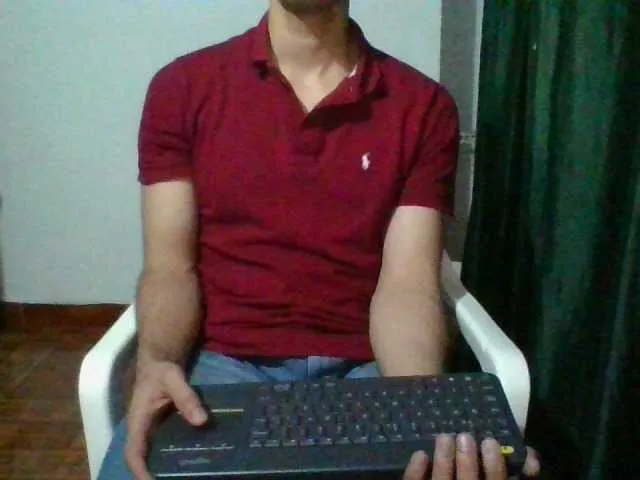 Live sex webcam photo for hotguy13 #273600356