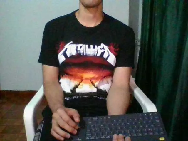 Live sex webcam photo for hotguy13 #273634236