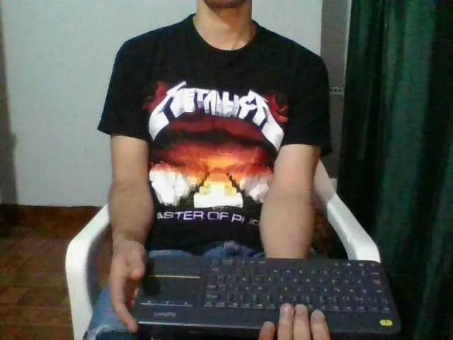 Live sex webcam photo for hotguy13 #273845334