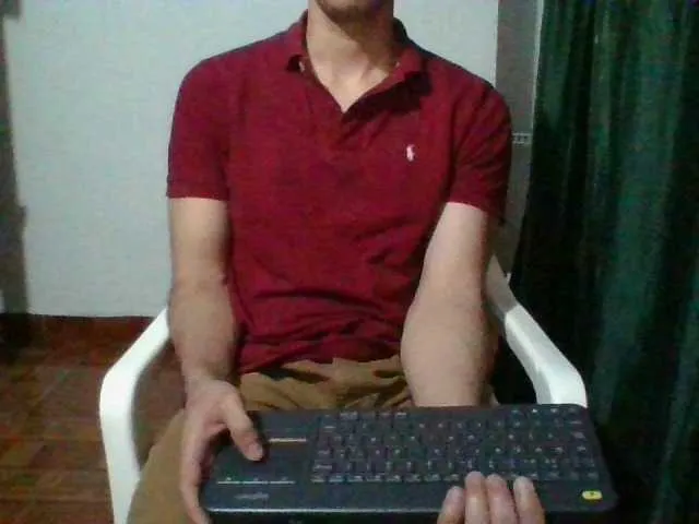 Live sex webcam photo for hotguy13 #273856971