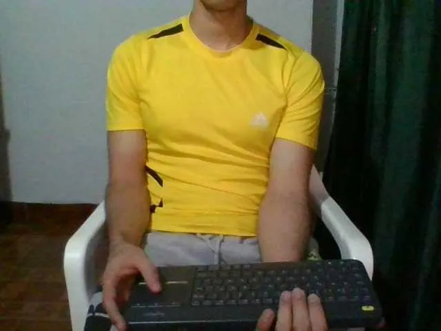 Live sex webcam photo for hotguy13 #273907471