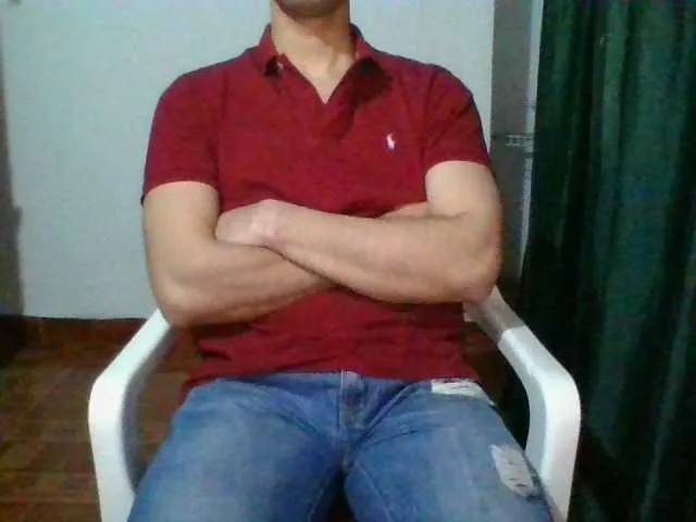 Live sex webcam photo for hotguy13 #274041207