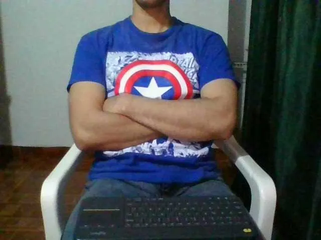 Live sex webcam photo for hotguy13 #274052876