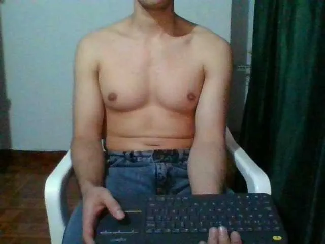 Live sex webcam photo for hotguy13 #274084900