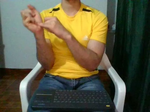 Live sex webcam photo for hotguy13 #274267578