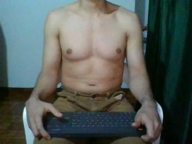 Live sex webcam photo for hotguy13 #274431050