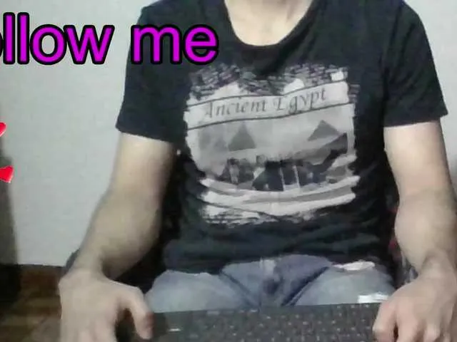 Live sex webcam photo for hotguy13 #275572020