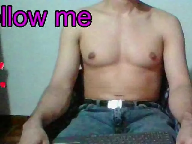 Live sex webcam photo for hotguy13 #275725064