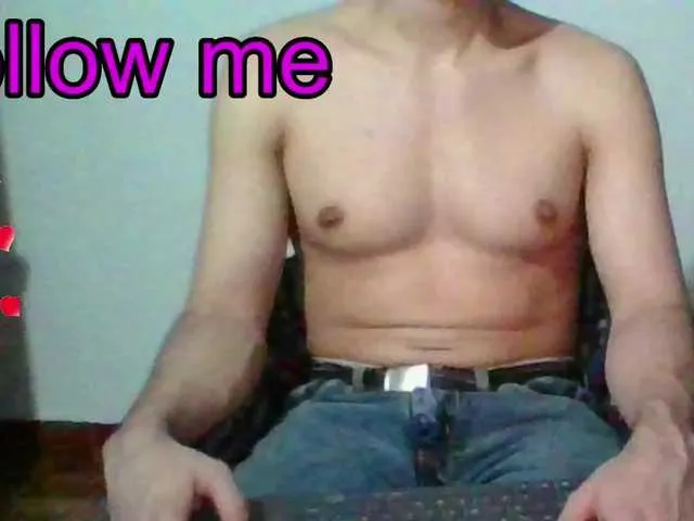 Live sex webcam photo for hotguy13 #275739097