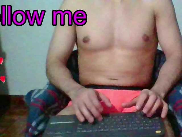 Live sex webcam photo for hotguy13 #276055596