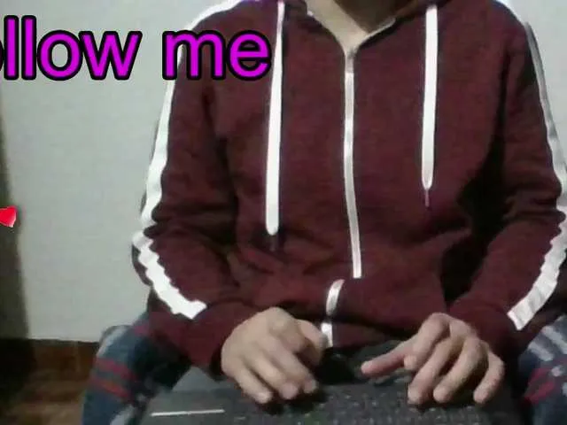Live sex webcam photo for hotguy13 #276135882