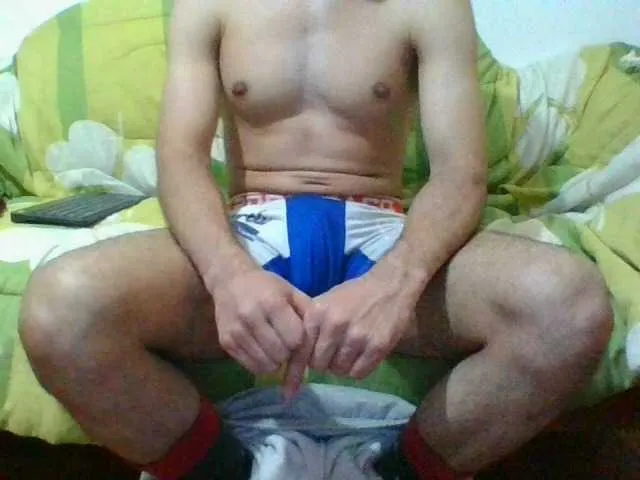 Live sex webcam photo for hotguy13 #277133440