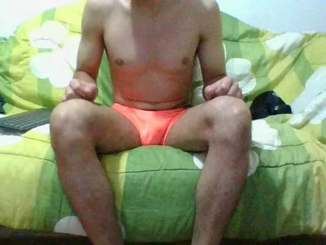 Live sex webcam photo for hotguy13 #277209772