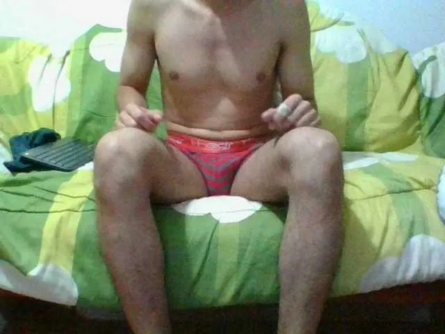Live sex webcam photo for hotguy13 #277252642