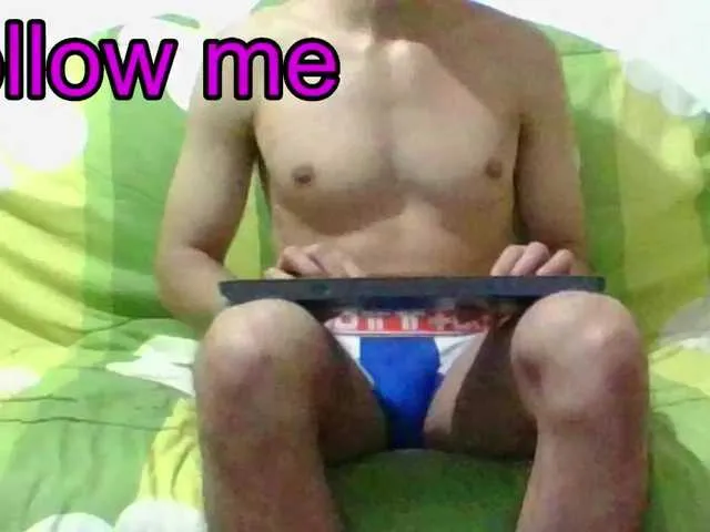 Live sex webcam photo for hotguy13 #277389352