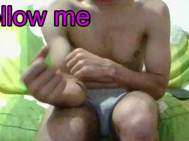 Live sex webcam photo for hotguy13 #277449852