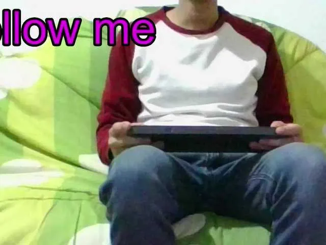 Live sex webcam photo for hotguy13 #277784822