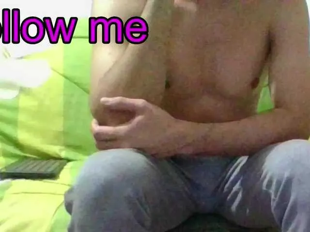 Live sex webcam photo for hotguy13 #277806887