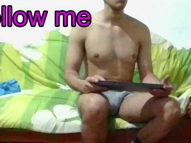Live sex webcam photo for hotguy13 #277825573