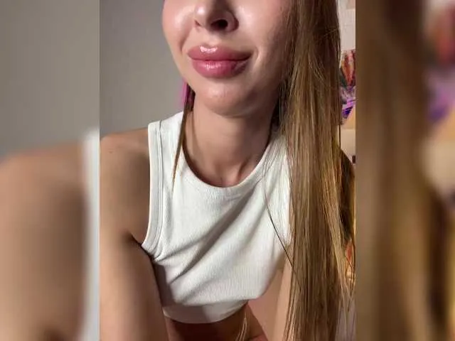 Live sex webcam photo for hothoneybabe #291044344