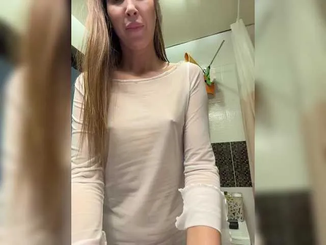 Live sex webcam photo for hothoneybabe #291829869