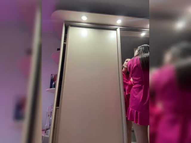 Live sex webcam photo for hothoneybabe #292148529