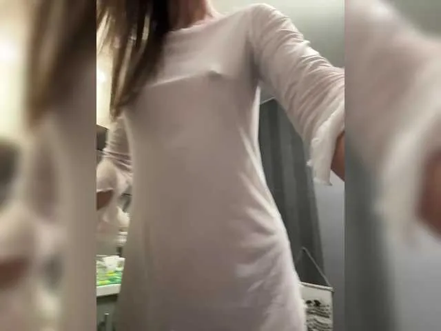Live sex webcam photo for hothoneybabe #292423448