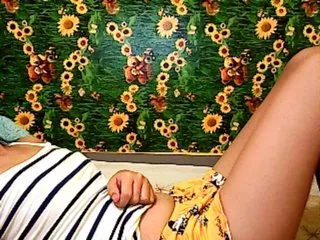 Live sex webcam photo for hotjen18 #192852398