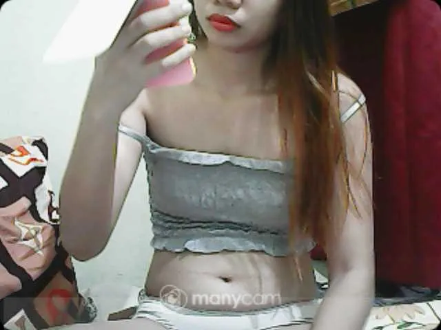 Live sex webcam photo for hotjen18 #273841996