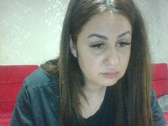 Live sex webcam photo for hotlaris05 #272768846