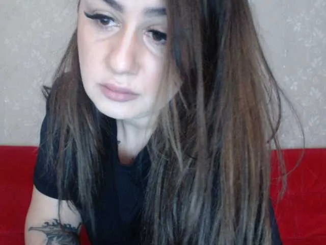 Live sex webcam photo for hotlaris05 #272840348