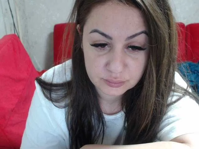 Live sex webcam photo for hotlaris05 #272895609