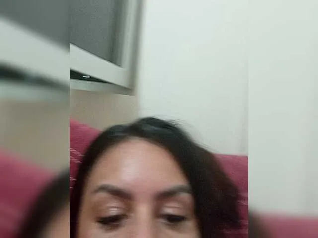 Live sex webcam photo for hotlaris05 #291683559