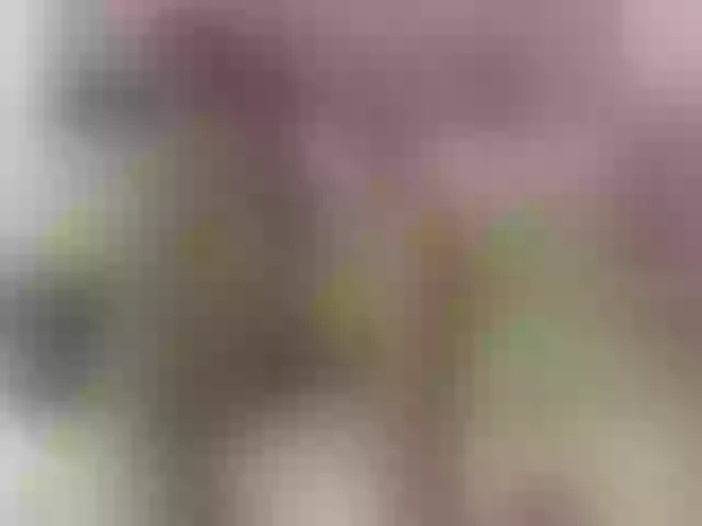 Live sex webcam photo for hotlauren1 #275892944