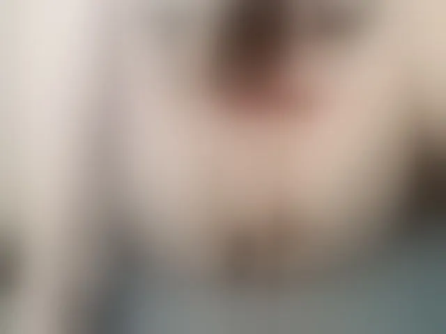Live sex webcam photo for hotmiamix #290972785