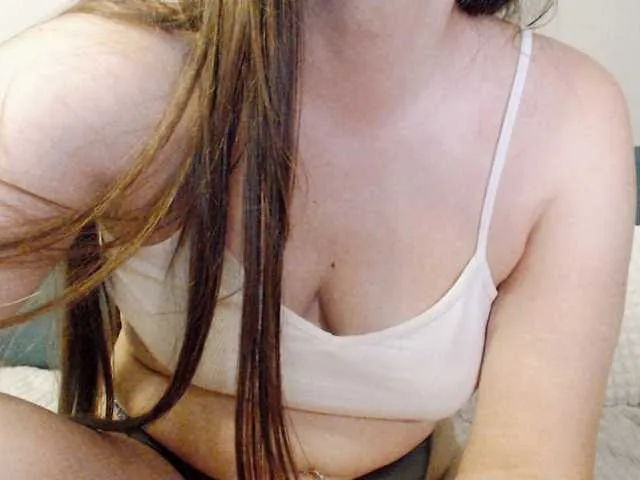 Live sex webcam photo for hotmiamix #292028872