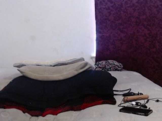 Live sex webcam photo for hotmodel1984 #290704284