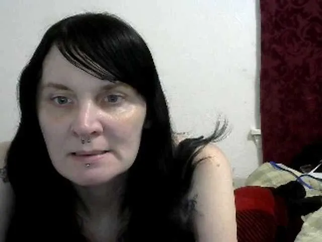 Live sex webcam photo for hotmodel1984 #291329900