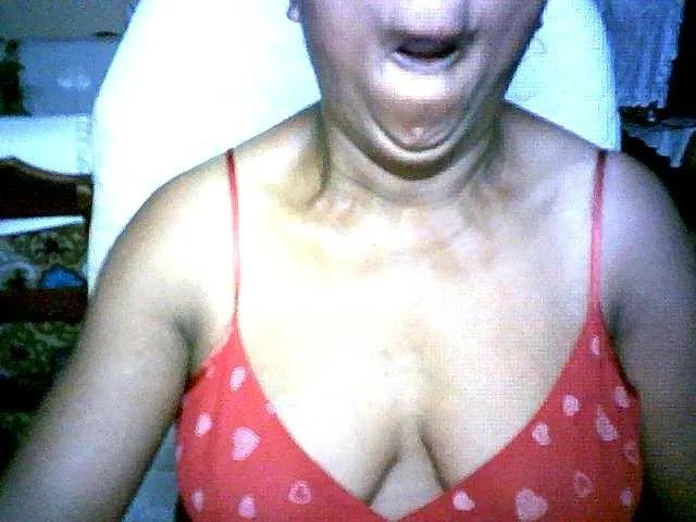 Live sex webcam photo for hotmomsexy #277384333