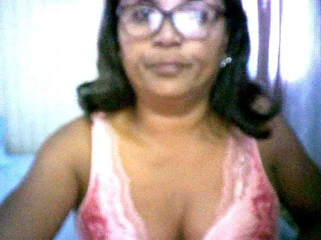 Live sex webcam photo for hotmomsexy #277963018