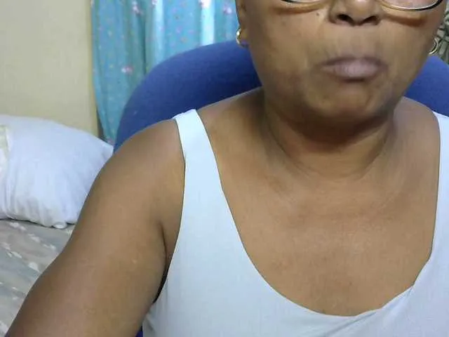 Live sex webcam photo for hotmomsexy #290724011