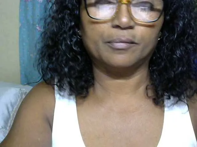 Live sex webcam photo for hotmomsexy #290781062