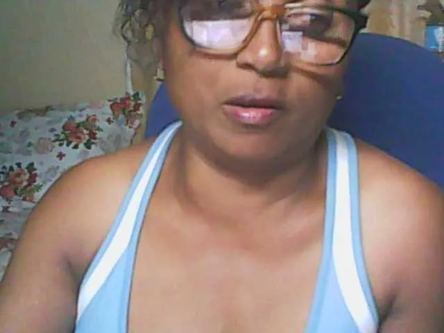Live sex webcam photo for hotmomsexy #291207453
