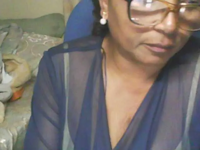 Live sex webcam photo for hotmomsexy #291268049
