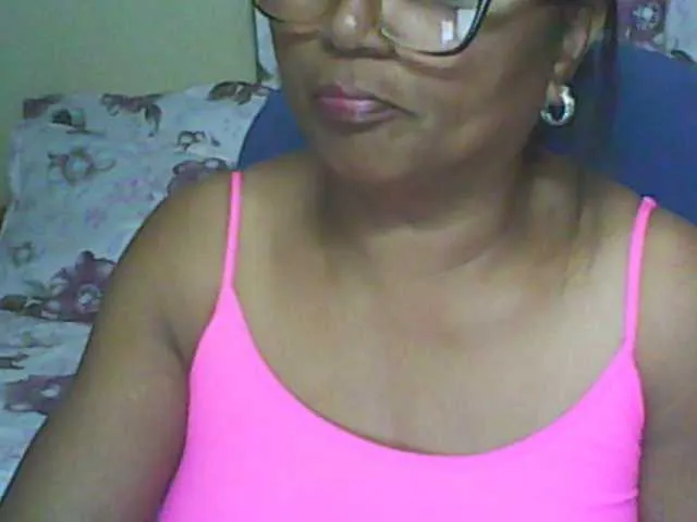 Live sex webcam photo for hotmomsexy #291412313