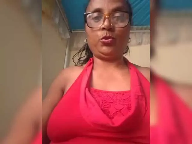 Live sex webcam photo for hotmomsexy #291541586