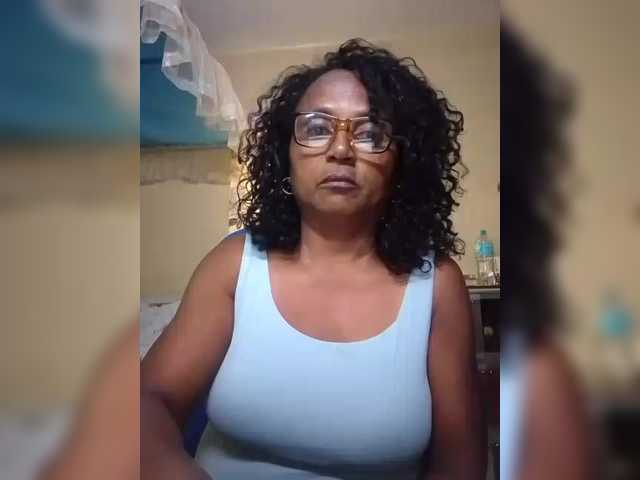 Live sex webcam photo for hotmomsexy #292161757