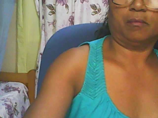 Live sex webcam photo for hotmomsexy #292215131