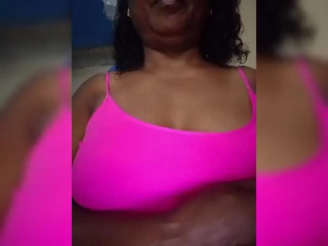 Live sex webcam photo for hotmomsexy #292347230